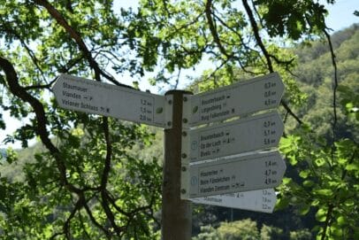 ヴィアンデンハイキングコースの標識